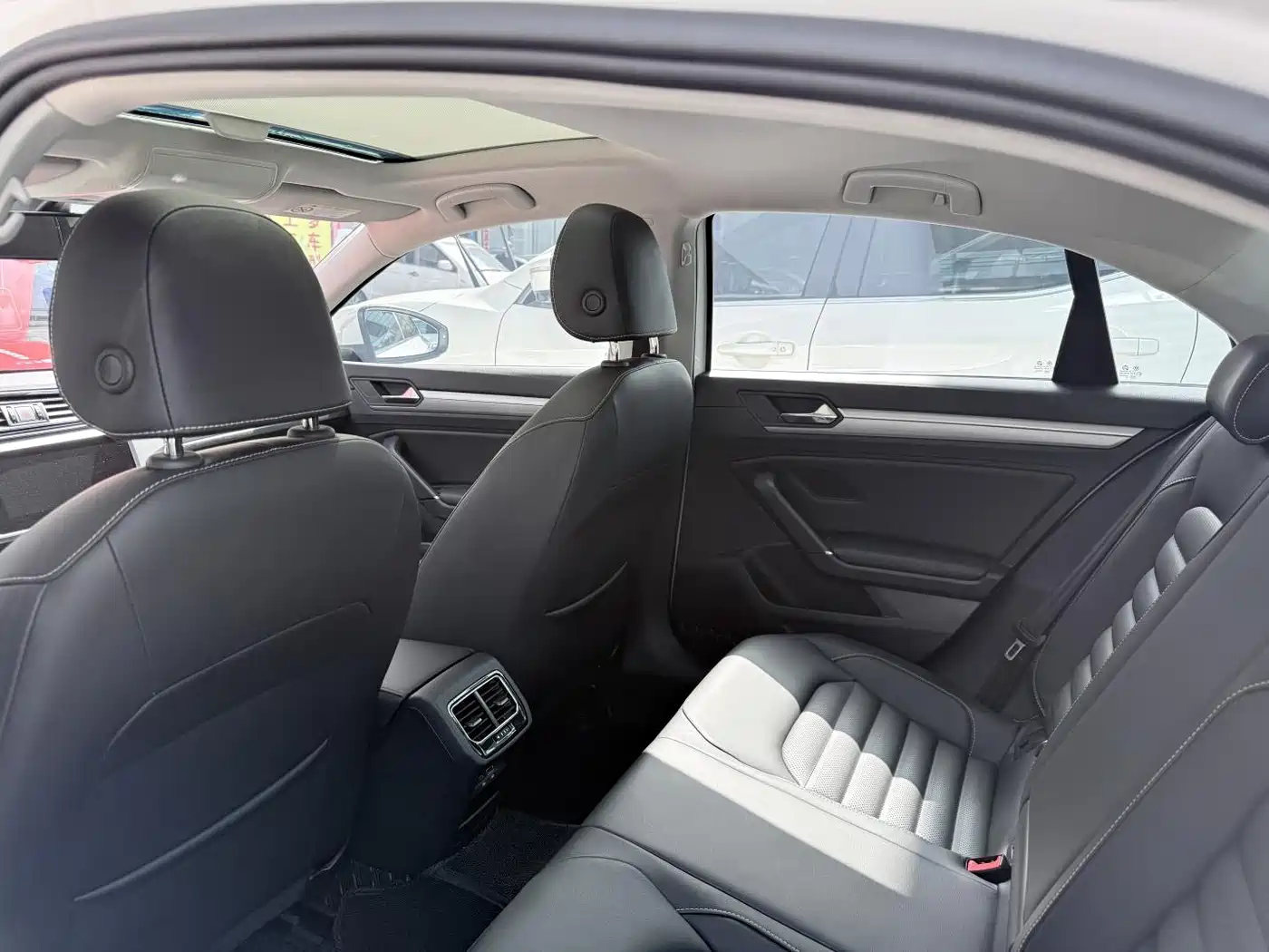 Volkswagen Lamando 2021 280TSI DSG Comfort Edition фото 12