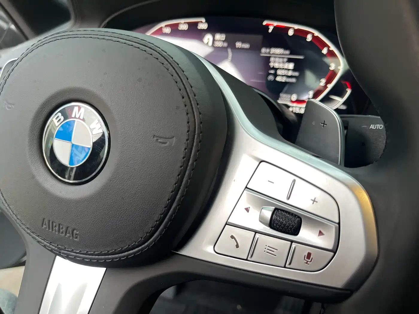 BMW 5 Series 2023 530Li xDrive M Sport Package фото 21