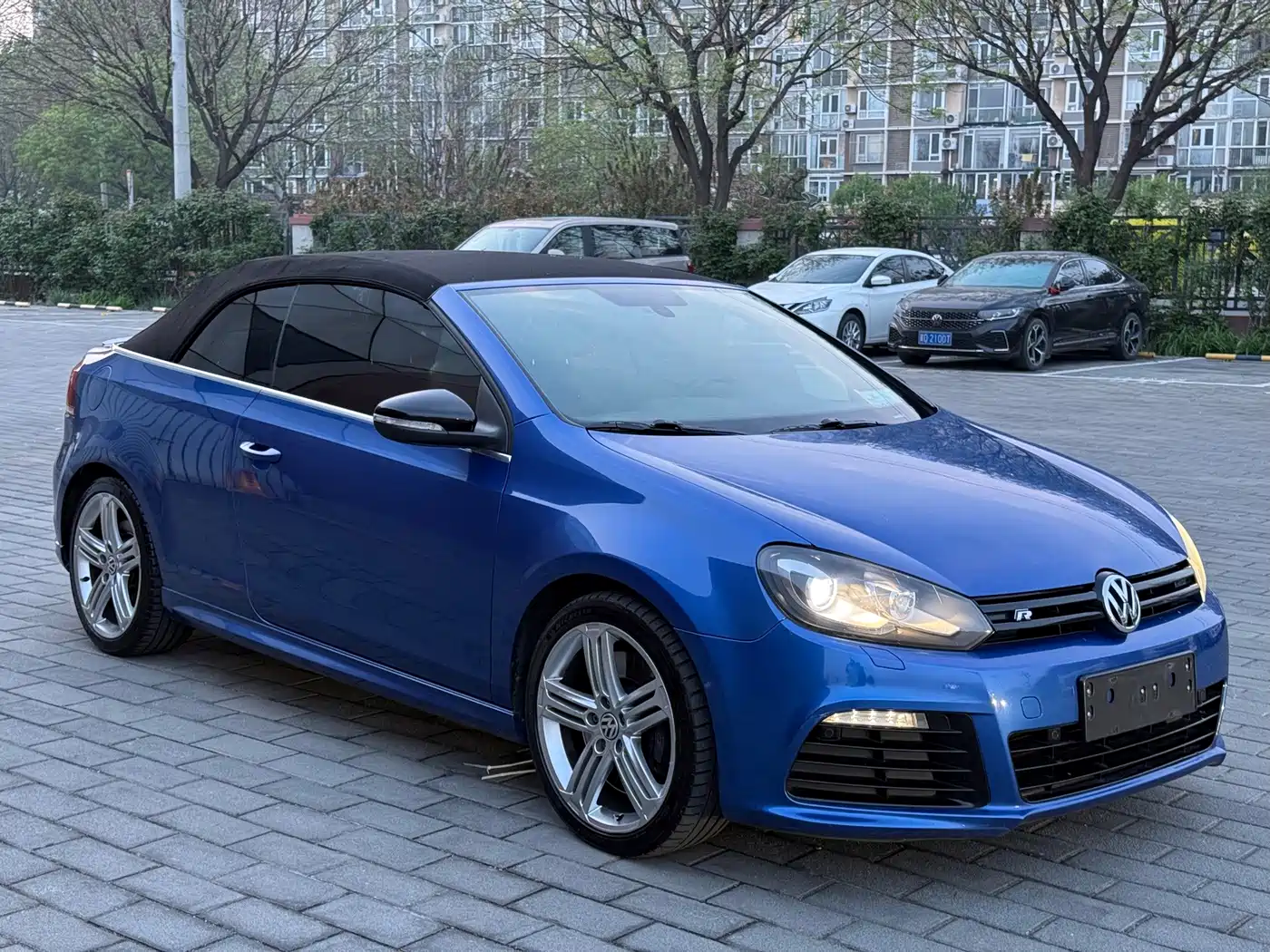 Photo 10 - Volkswagen Golf (Import)