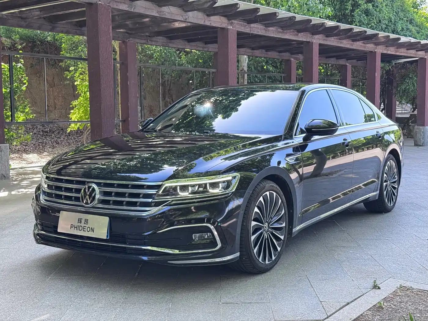 Volkswagen Phideon 2021 380TSI Premium Edition фото 3