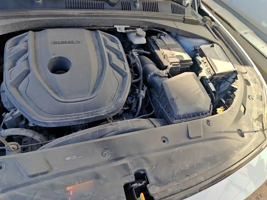 Фото 21 - Geely Preface