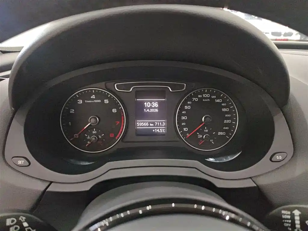 Audi Q3 2015 30 TFSI Comfort фото 12