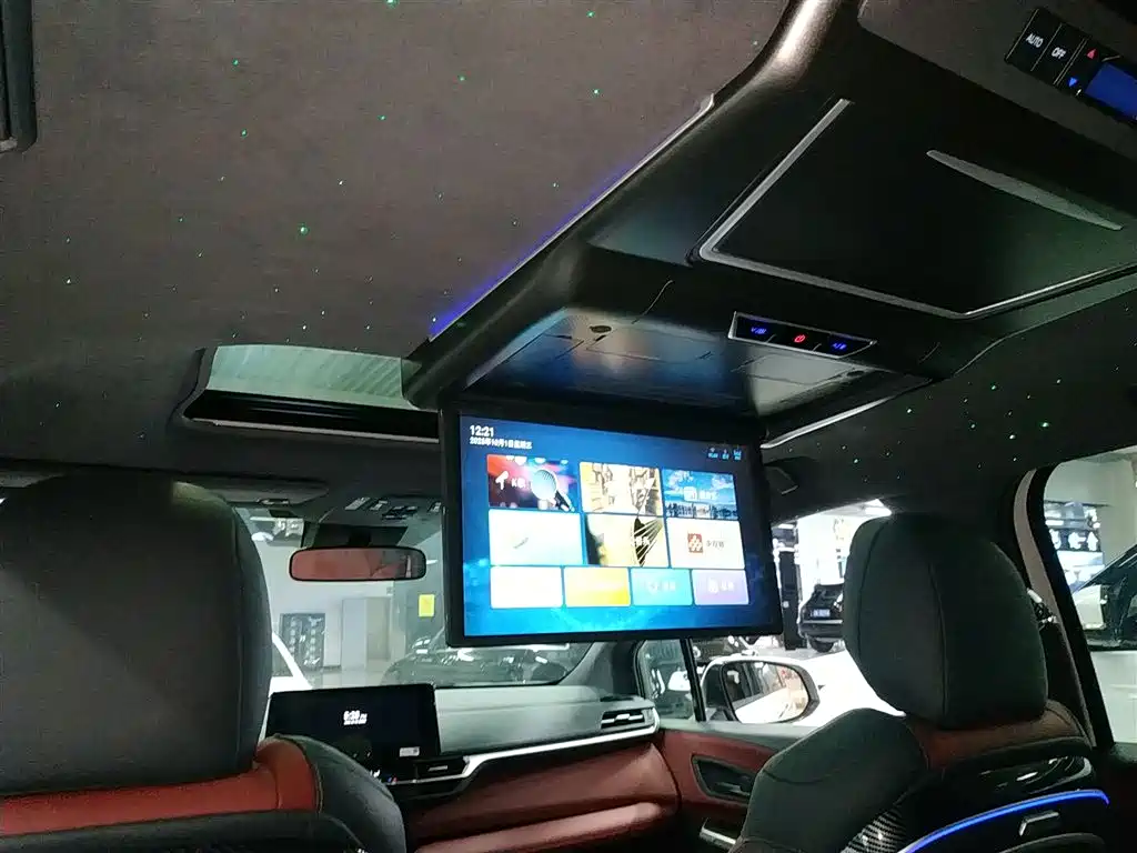 Toyota Granvia 2024 2.5L Hybrid Comfort фото 18