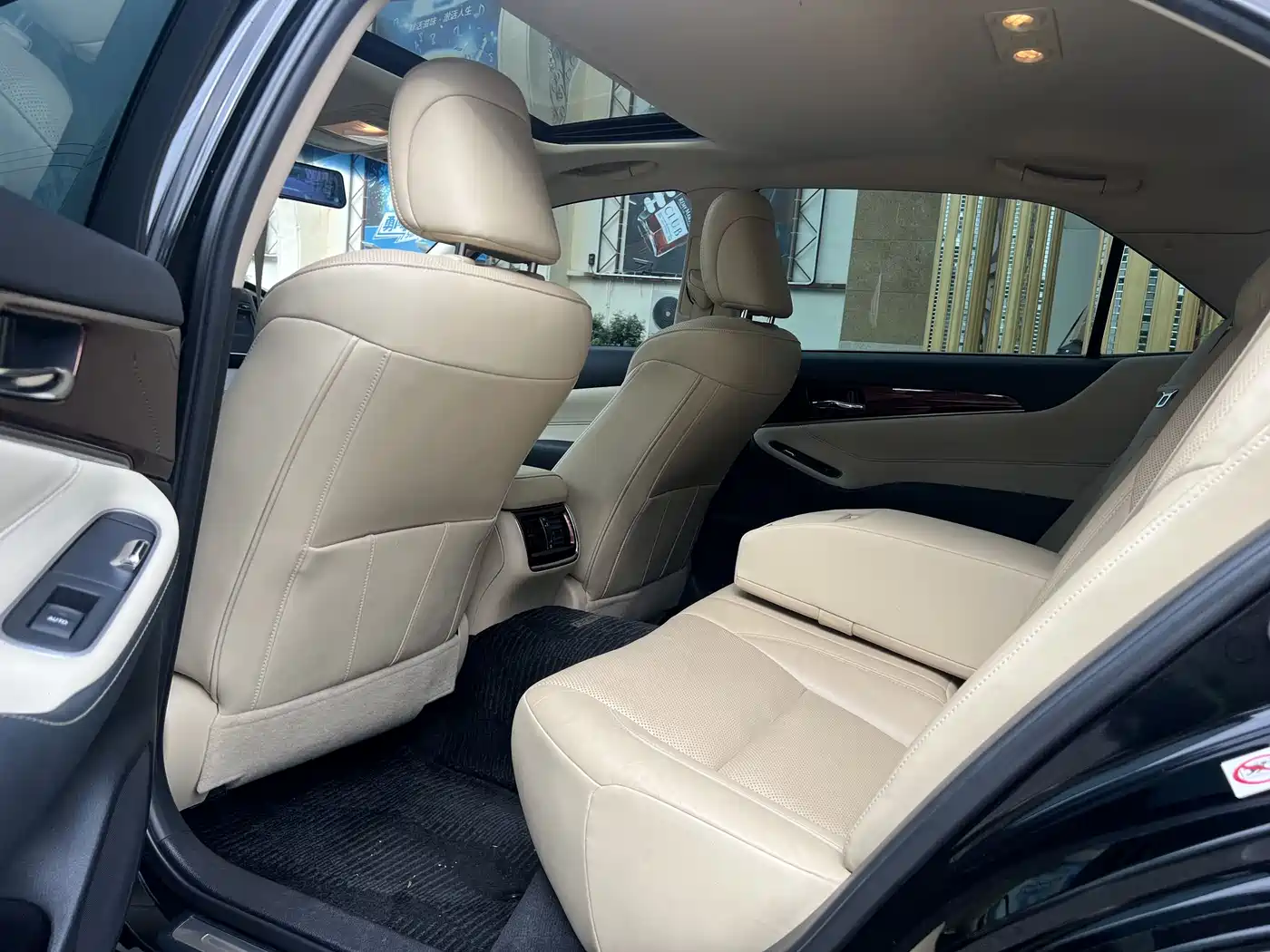 Toyota Crown 2015 2.0T Fashion фото 10