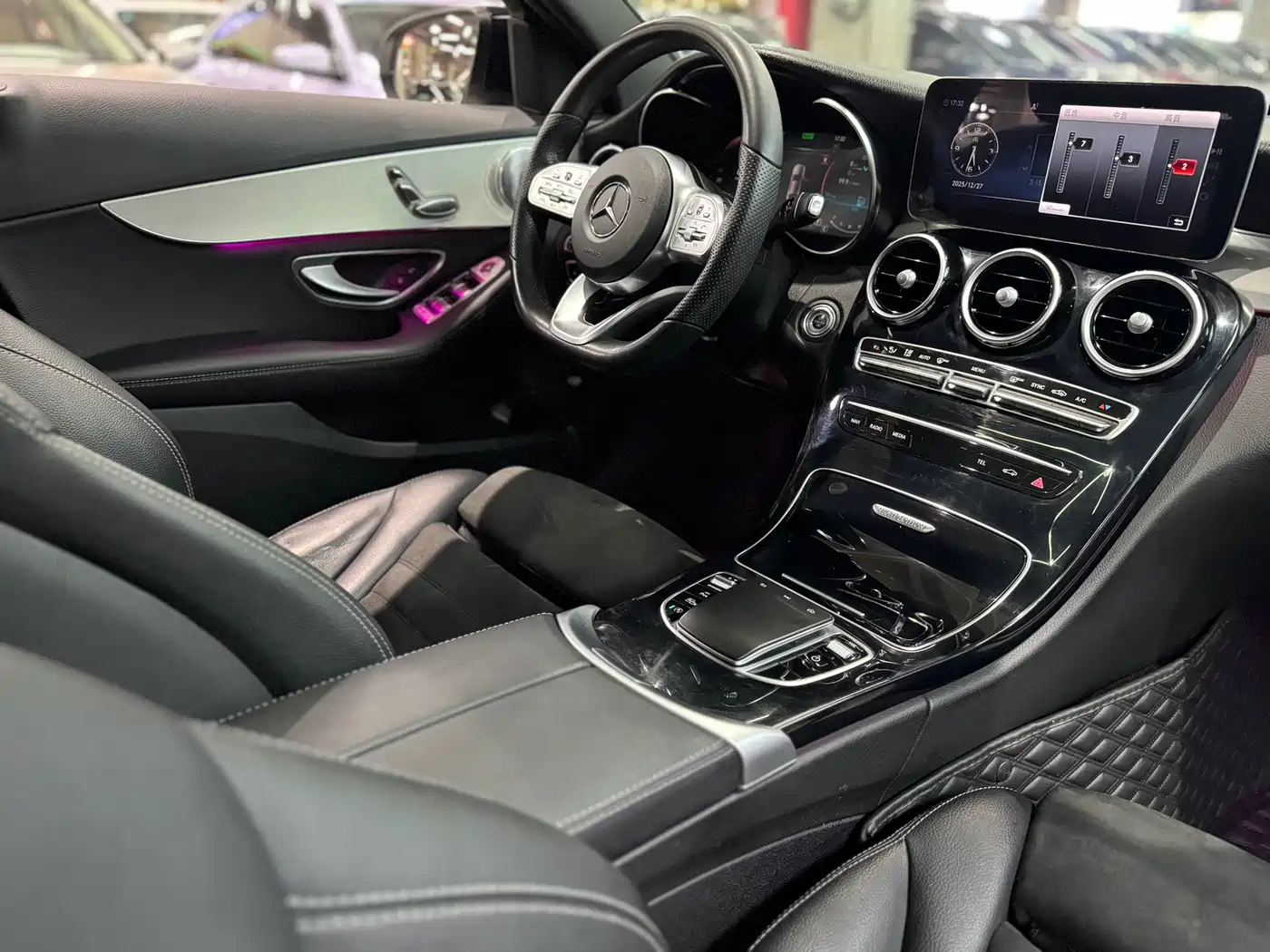 Mercedes-Benz C-Class 2021 C 260 Starry Exclusive Edition фото 16