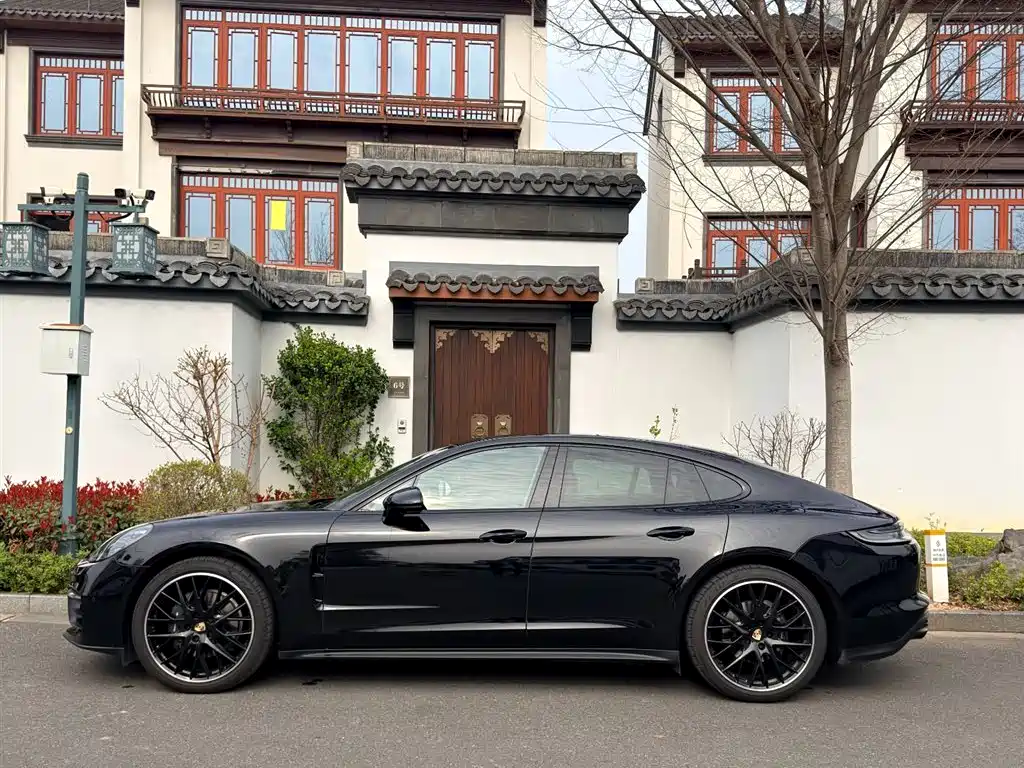 Porsche Panamera 2023 Panamera 2.9T Platinum Edition фото 8