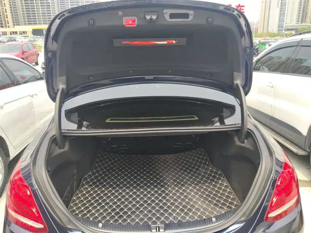 Mercedes-Benz C-Class 2018 C 200 L Sport Edition фото 19