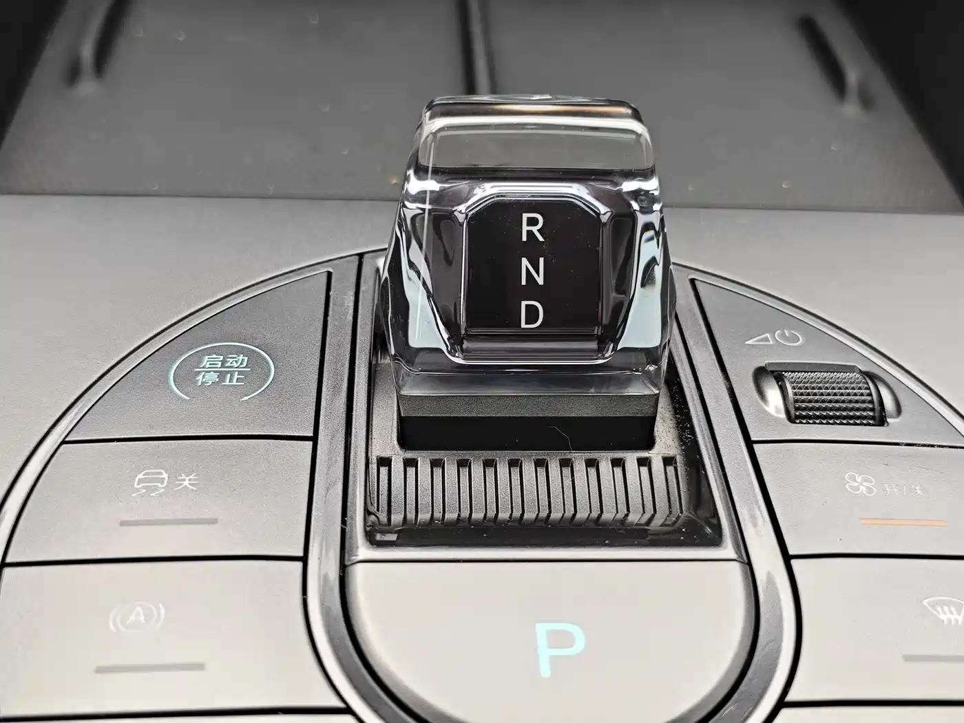 BYD Seal 06 New Energy 2024 DM-i 120KM Honor фото 10