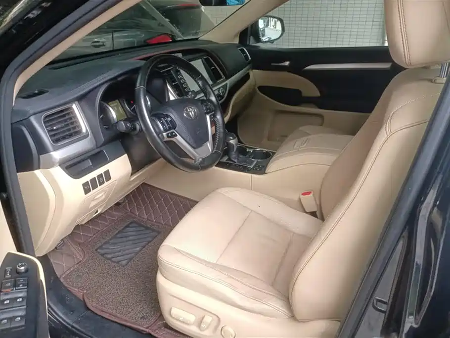 Toyota Highlander 2015 2.0T AWD Luxury Edition 7-seater фото 9