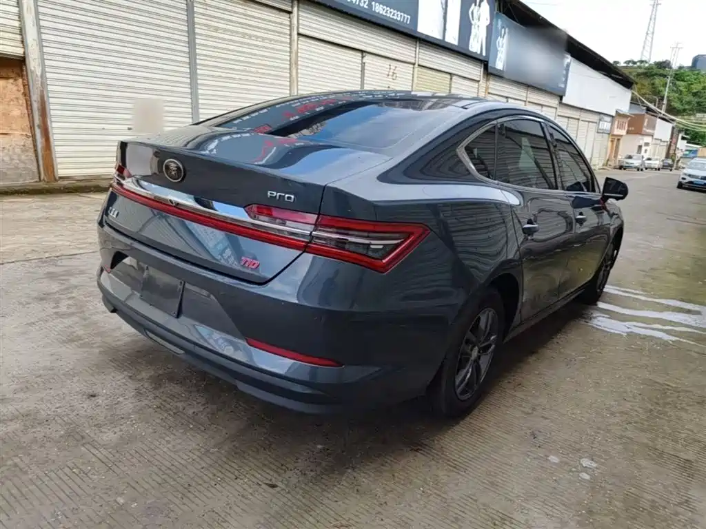 BYD Qin Pro 2018 1.5TI Automatic Smart Connected Dynamic Edition фото 7