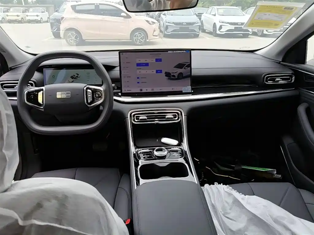 Geely Galaxy Galaxy Stellar 6 2025 125km Long Voyage Edition фото 10