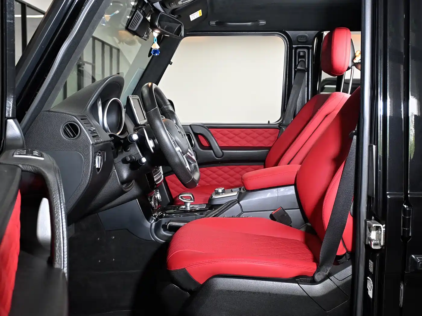 Mercedes-Benz G-Class AMG 2016 AMG G 63 фото 13