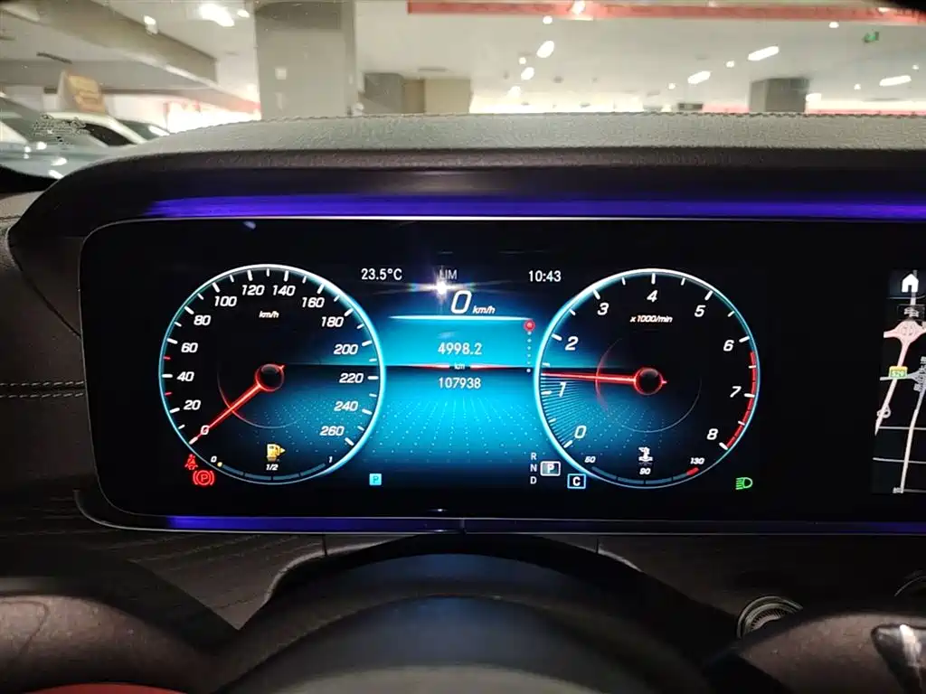 MERCEDES-BENZ E-CLASS