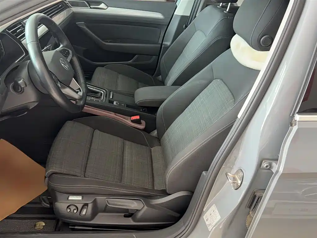 Volkswagen Weilan 2021 2.0T Comfort Edition фото 11