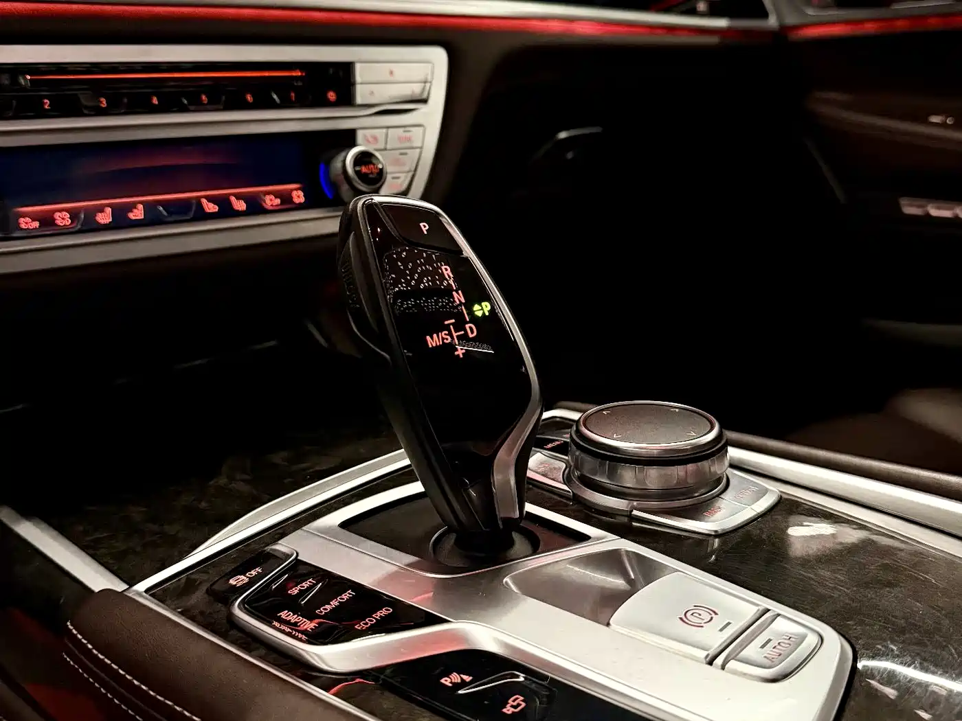 BMW 7 Series 2018 730Li Premium Type Excellence Package фото 16
