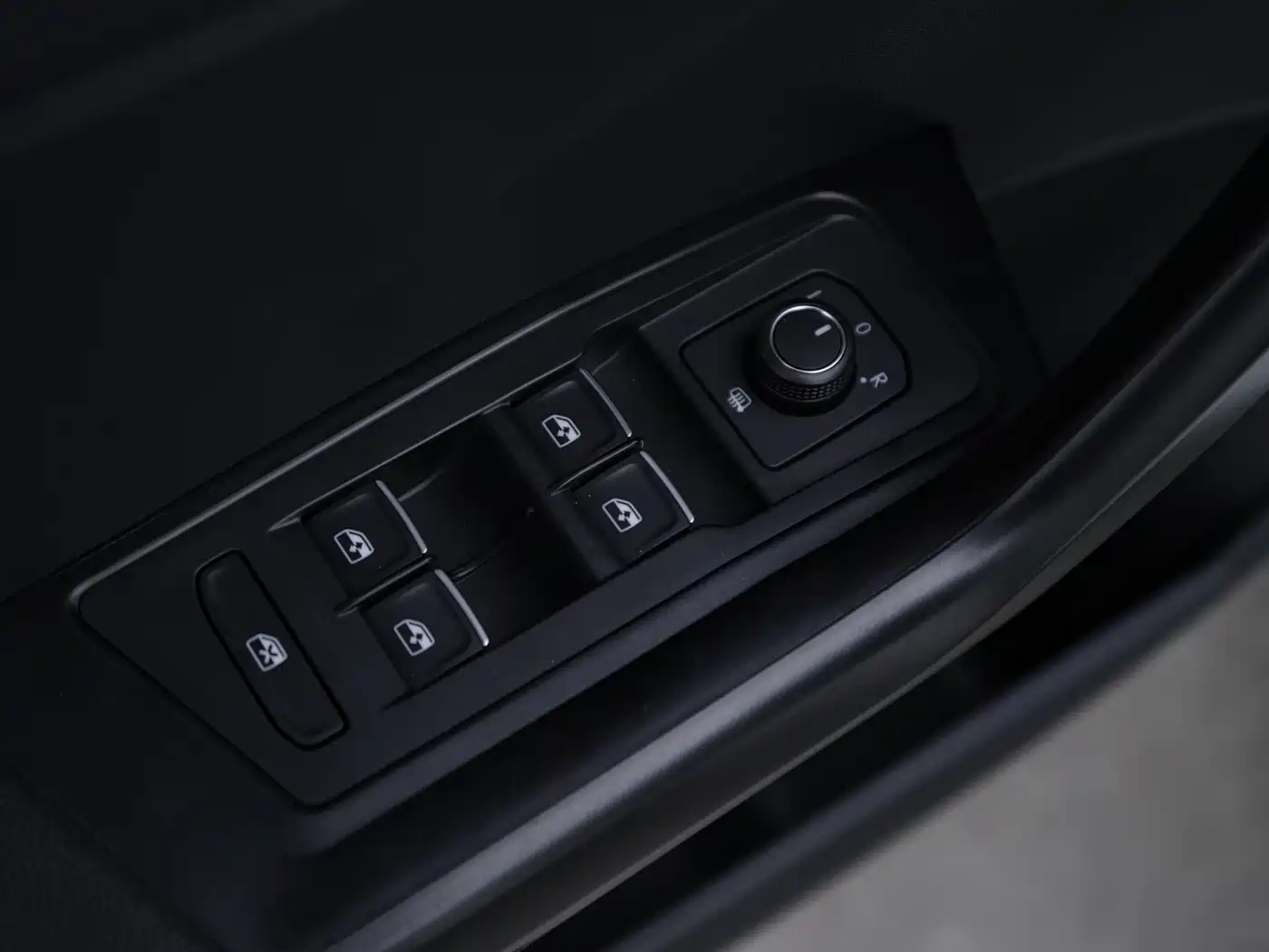 Volkswagen T-ROC 2020 280TSI DSG 2WD Progressive фото 9