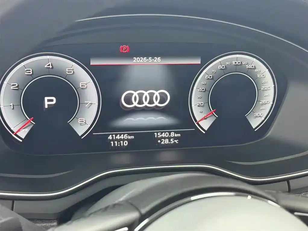 Audi A4L 2023 40 TFSI quattro Luxury Sport фото 10