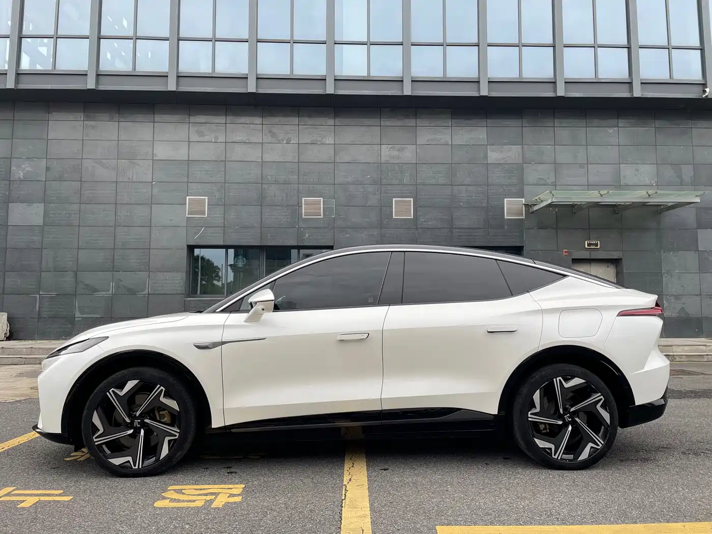 Photo 4 - Roewe Feifan R7