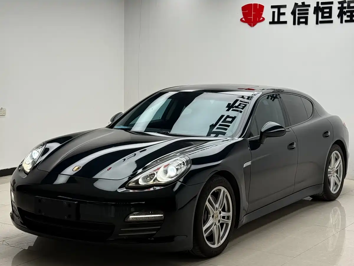 Porsche Panamera 2010 Panamera 4 3.6L фото 6