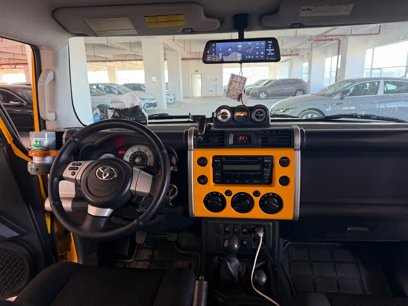 Toyota FJ Cruiser 2007 4.0L фото 8