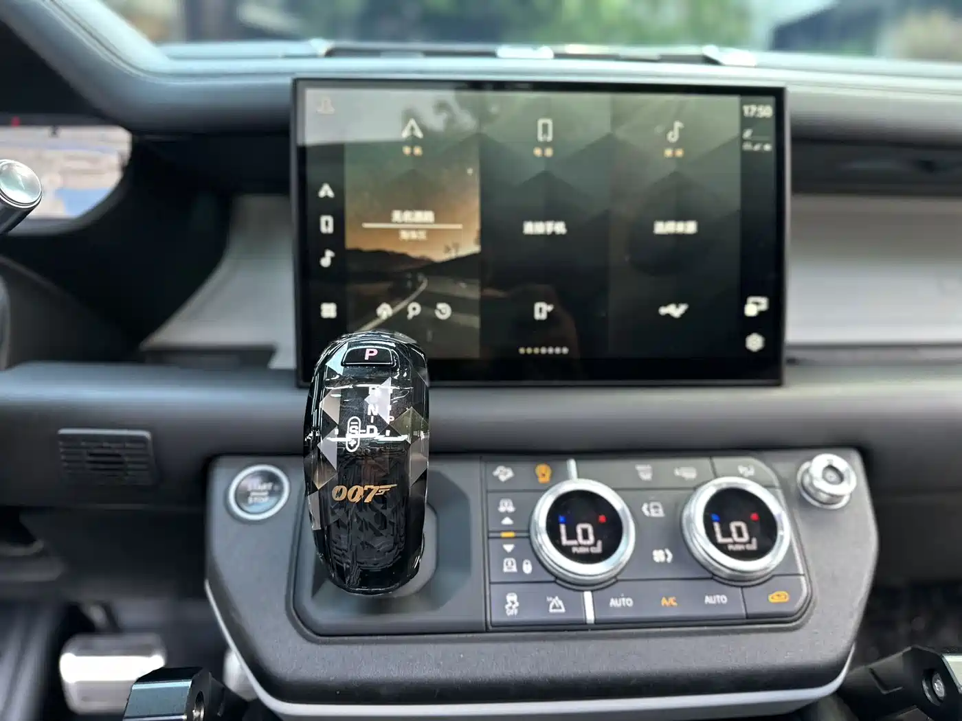 Land Rover Defender 2020 2020 Model 110 P400 HSE