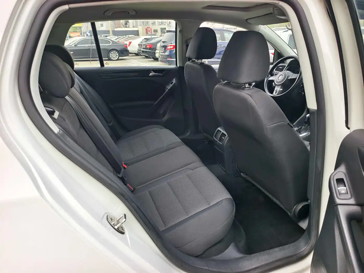 Volkswagen Golf 2012 1.4TSI Automatic Comfort фото 16
