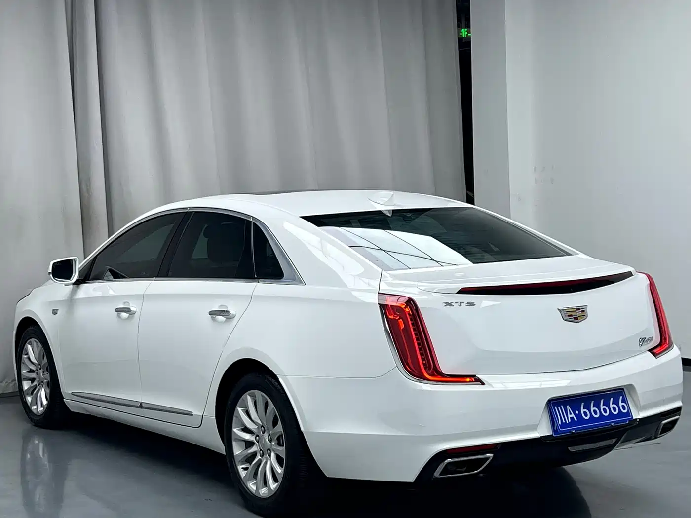 Cadillac XTS 2018 28T Elite фото 14