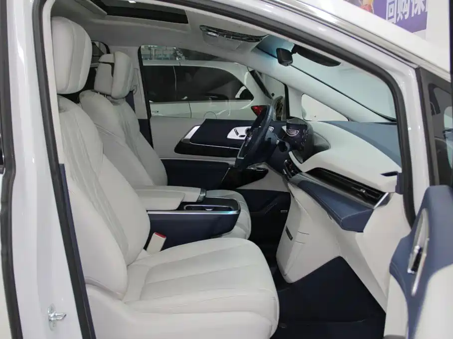 Buick Century 2024 2023 2.0T 6-Seat World Edition