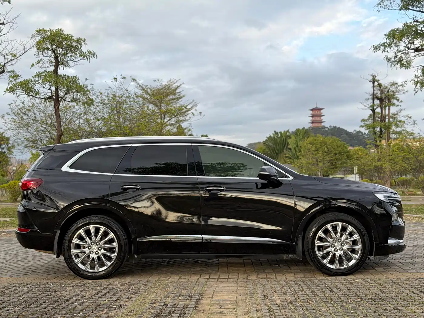 Buick Enclave 2020 28T 4WD Flagship Model фото 7