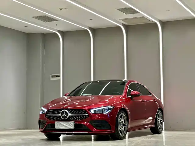 MERCEDES-BENZ CLA
