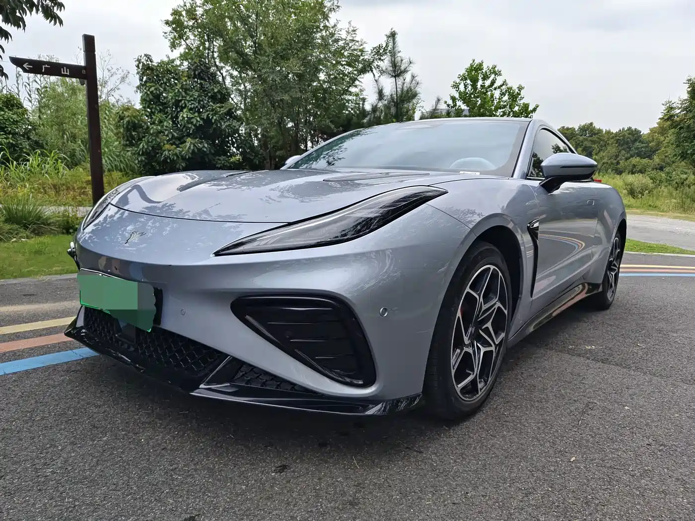 Nezha Auto Nezha GT 2024 2023 580 AWD