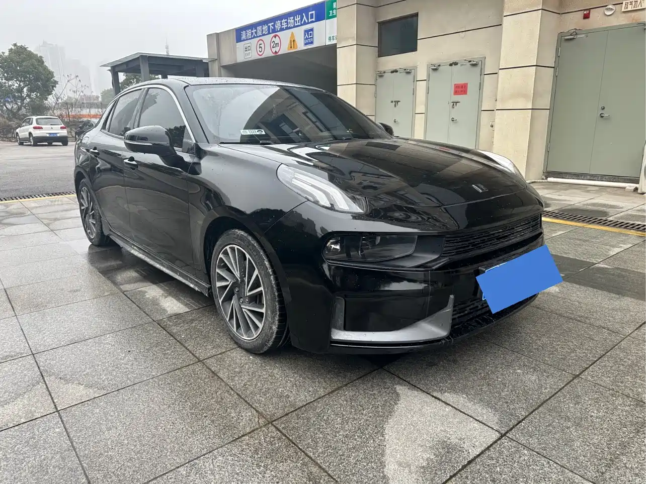 Lynk & Co 03 2020 1.5TD DCT Power Edition фото 3