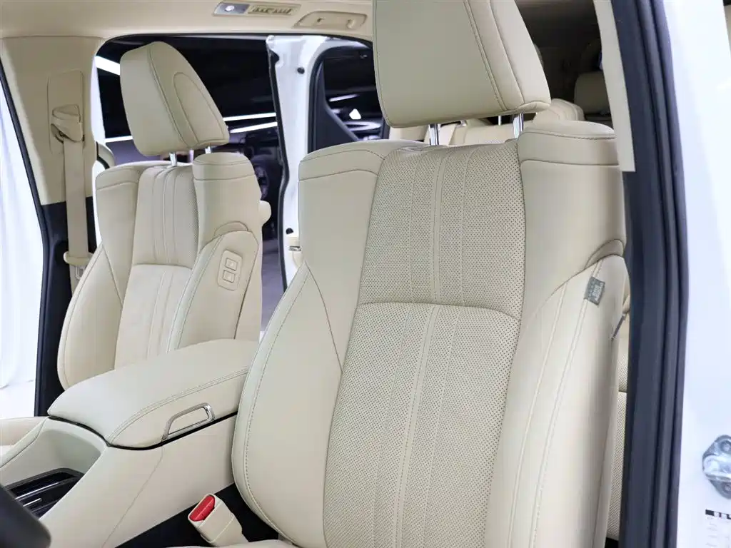 Toyota Alphard 2023 Dual Hybrid 2.5L Ultimate Gold Edition фото 3