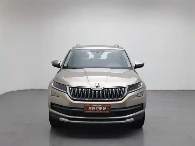 Škoda Kodiaq 2018 Facelift TSI330 5-seat 2WD Premium Luxury Edition — фото 3