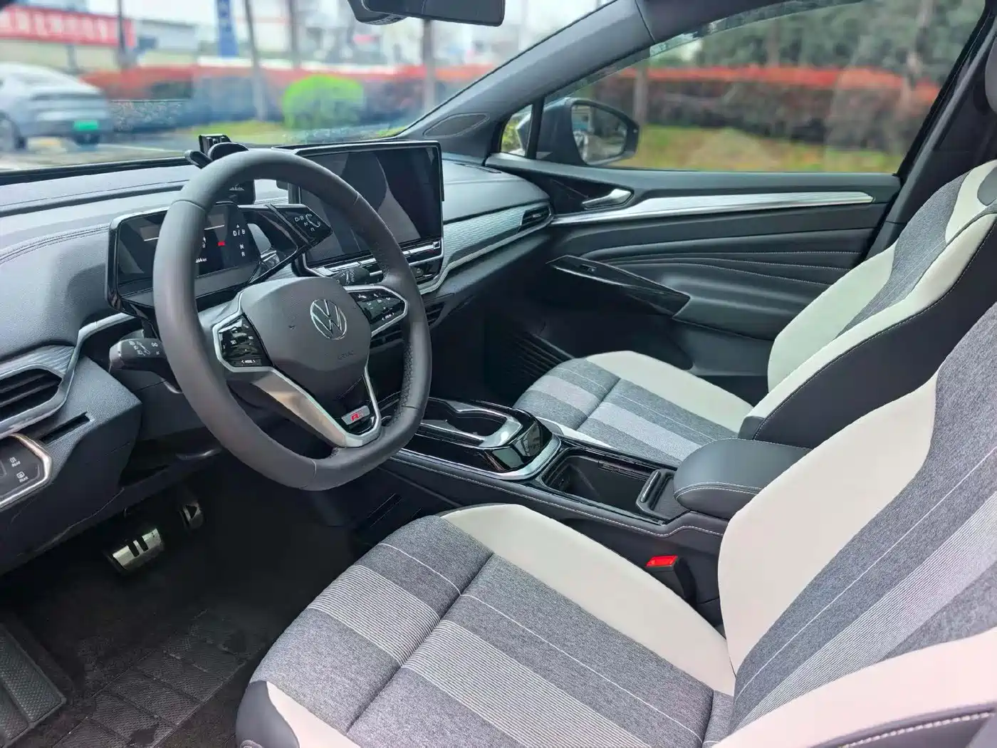 VOLKSWAGEN ID.4 CROZZ