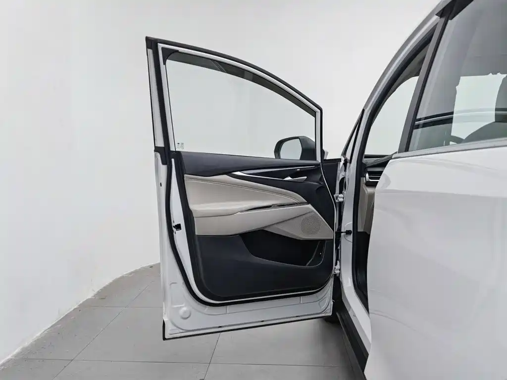 SAIC Maxus Maxus G50 2024 2023 Model 1.5T Manual Joyride A