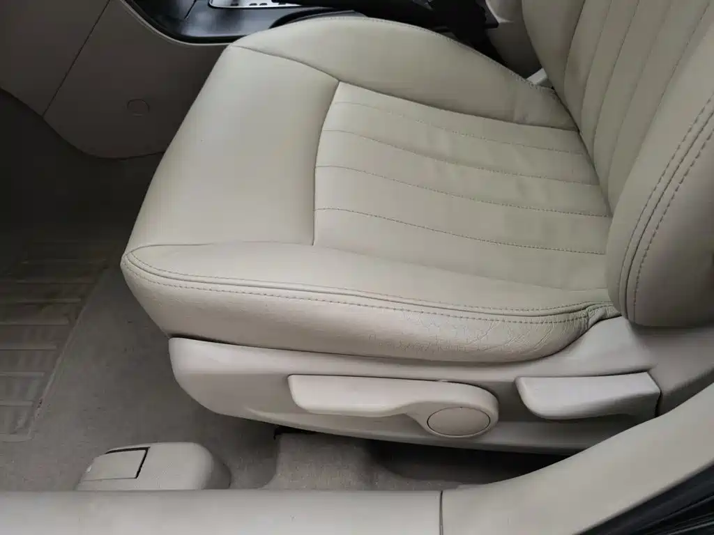 Besturn B70 2010 2010 2.0L Automatic Comfort