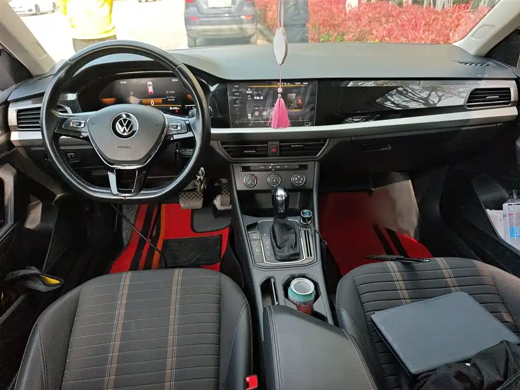 Volkswagen Lavida 2022 1.5L Auto Vision Edition фото 13