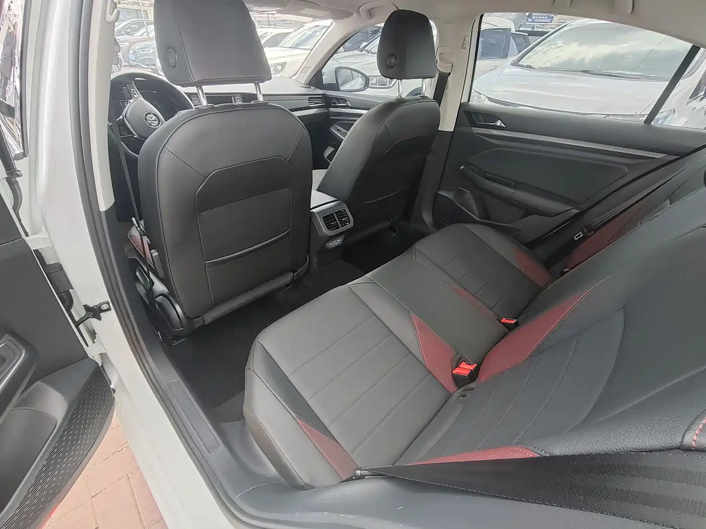 Volkswagen Bora 2020 1.5L Automatic Elite фото 8