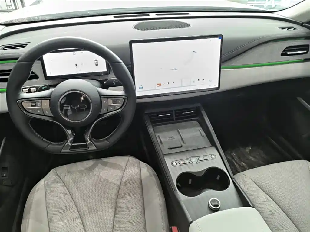 BYD Seal 06 DM-i Touring 2025 DM-i 150KM Flagship фото 10