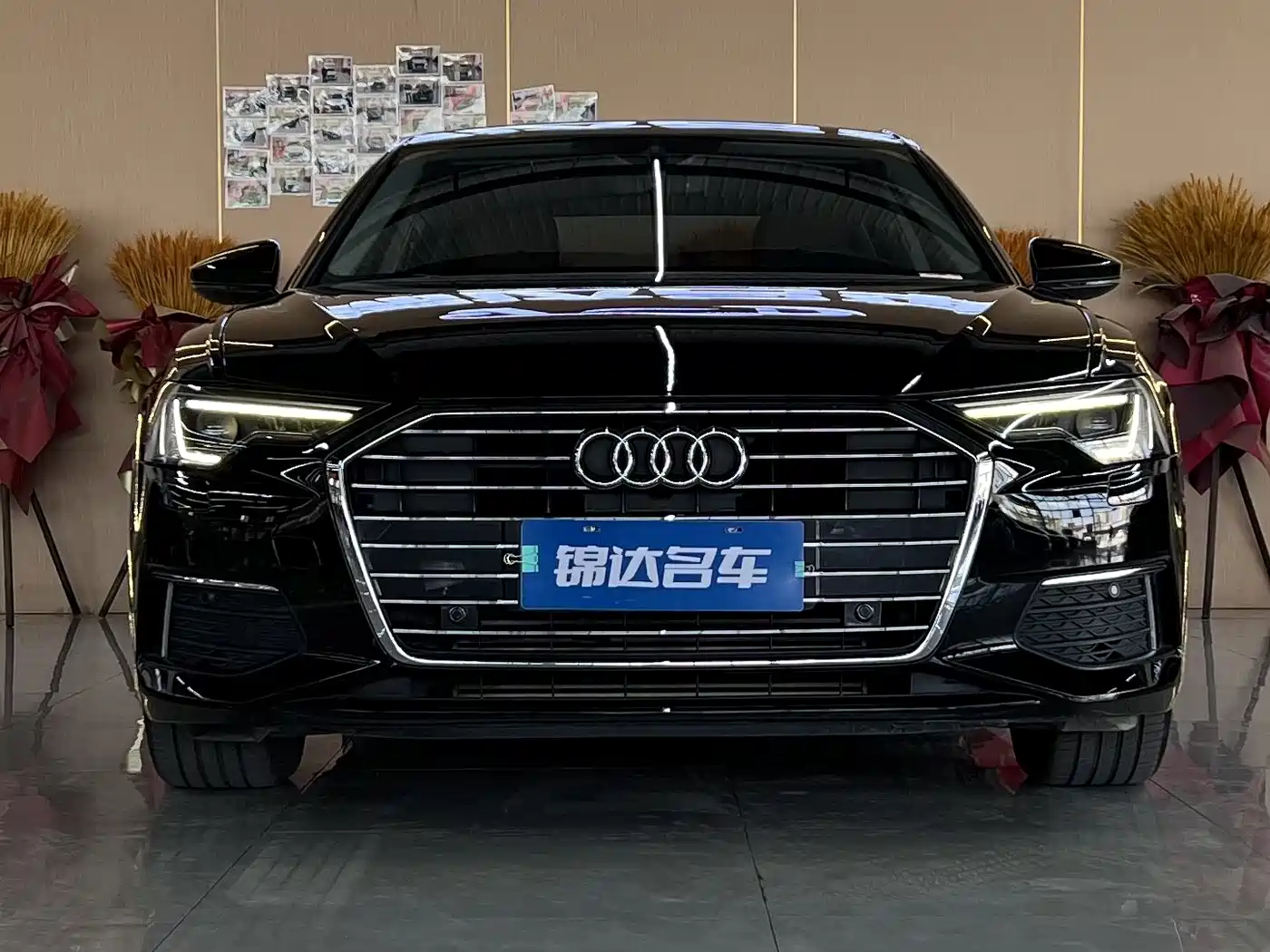 Audi A6L 2021 45 TFSI Exclusive Elegance фото 2