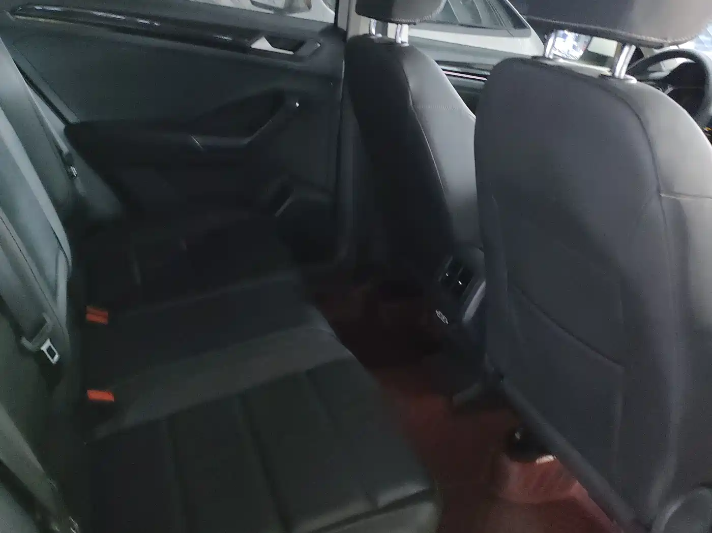 Volkswagen T-ROC 2022 280TSI DSG 2WD Comfort PLUS фото 19