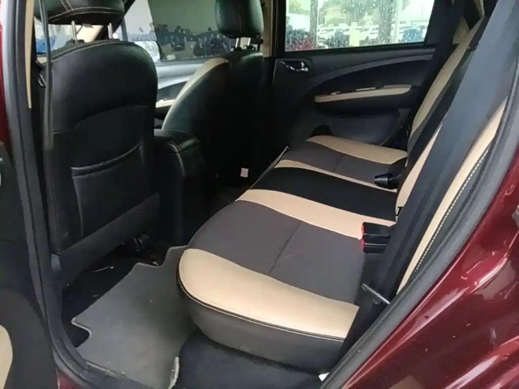Dongfeng Fengxing Joyear X3 2015 2015 1.5L Comfort Model
