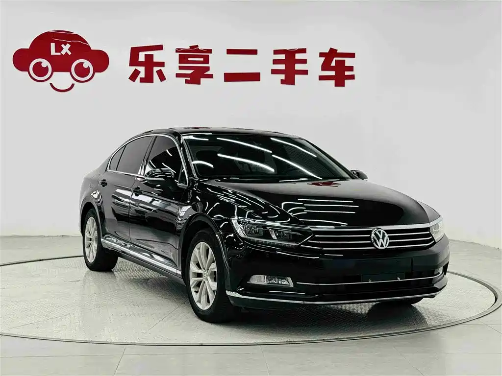 Volkswagen Magotan 2017 380TSI DSG Luxury фото 7