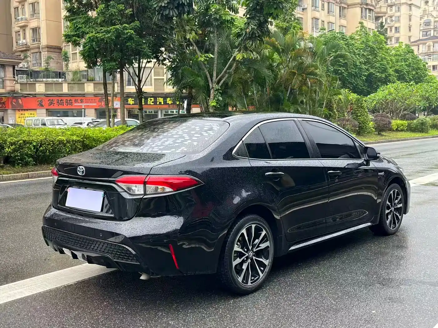 Toyota Levin 2022 Dual Engine 1.8H E-CVT Sport Edition фото 4