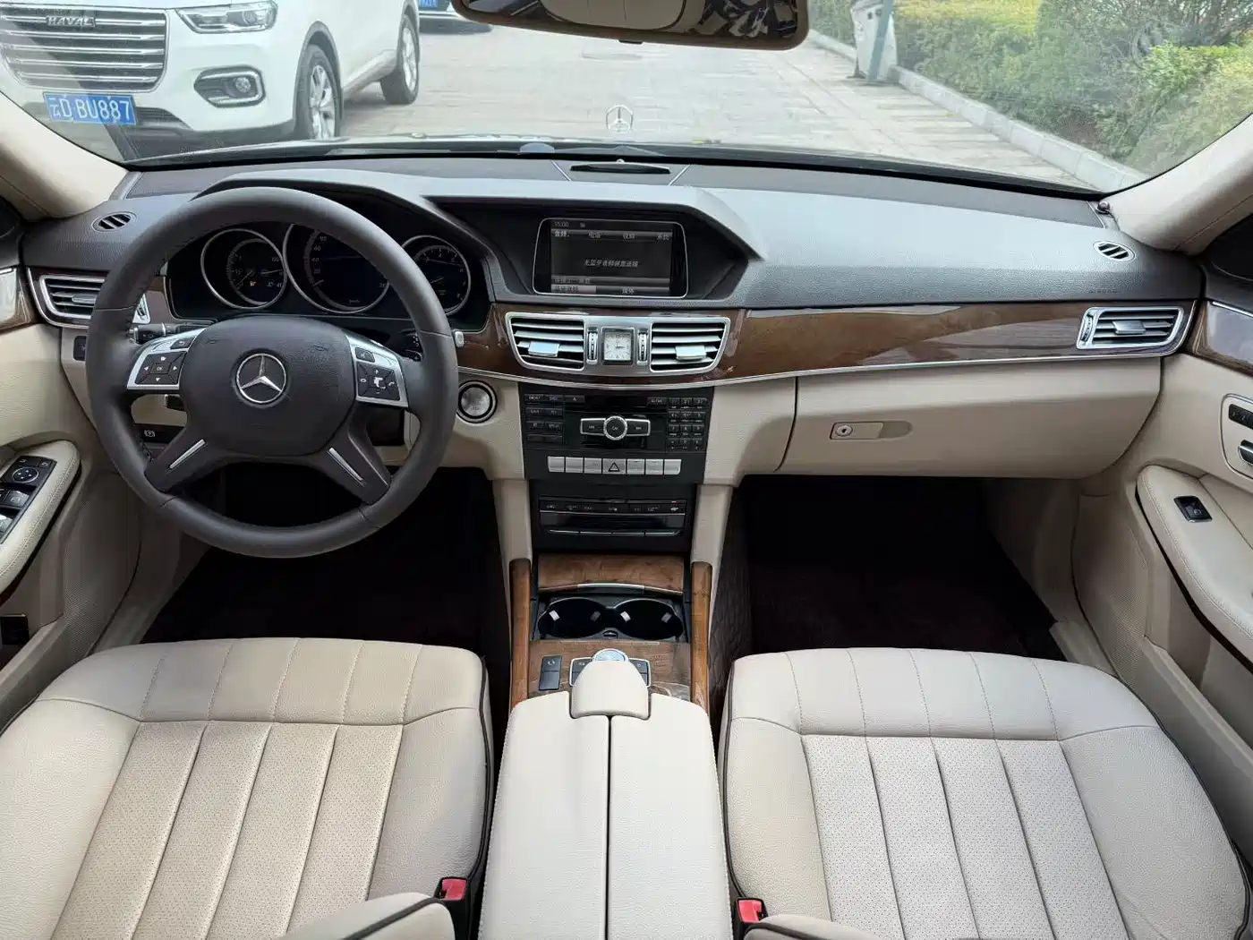 Mercedes-Benz E-Class 2015 E 260 L Sport Fashion фото 6
