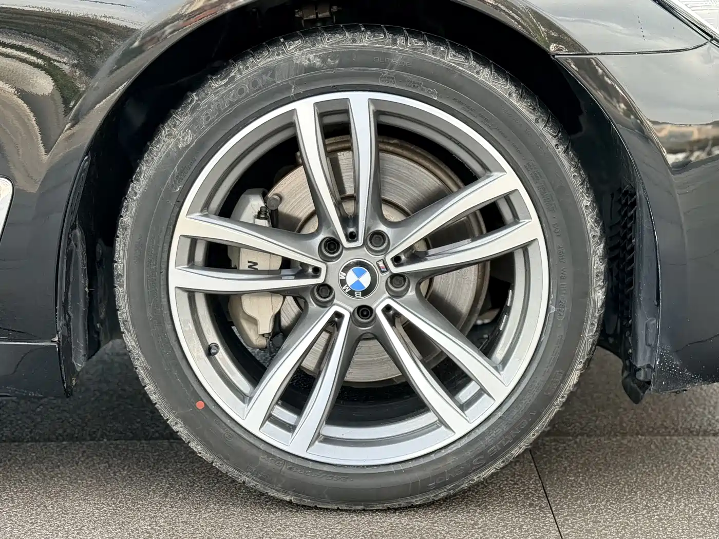 BMW 7 Series 2018 730Li Leading Type M Sport Package фото 10