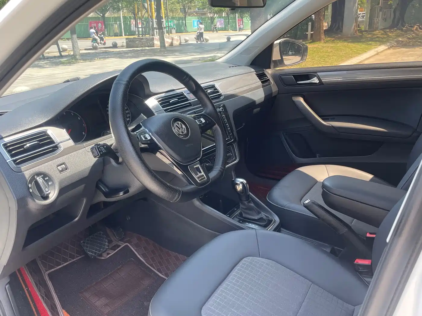 Volkswagen Santana 2019 1.5L Auto Comfort Edition China V фото 13