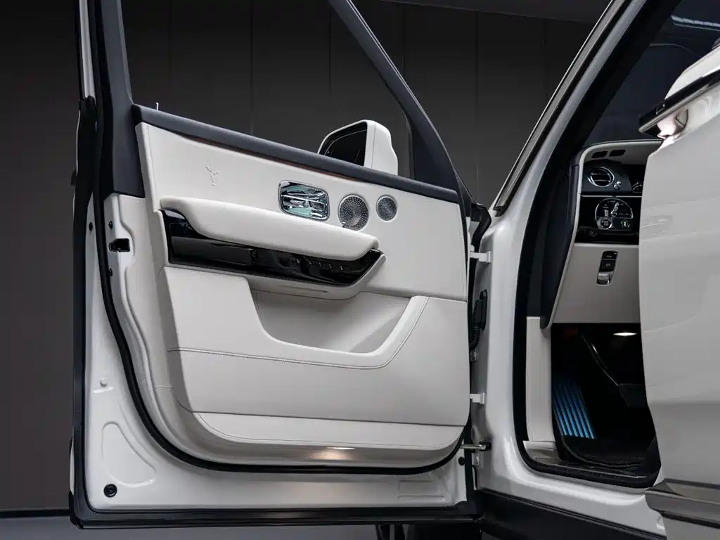 Rolls-Royce Cullinan 2022 2018 4-Seater Version