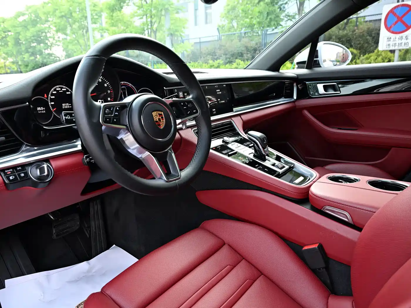 Porsche Panamera 2017 Panamera 4 Executive Long Wheelbase 3.0T фото 3